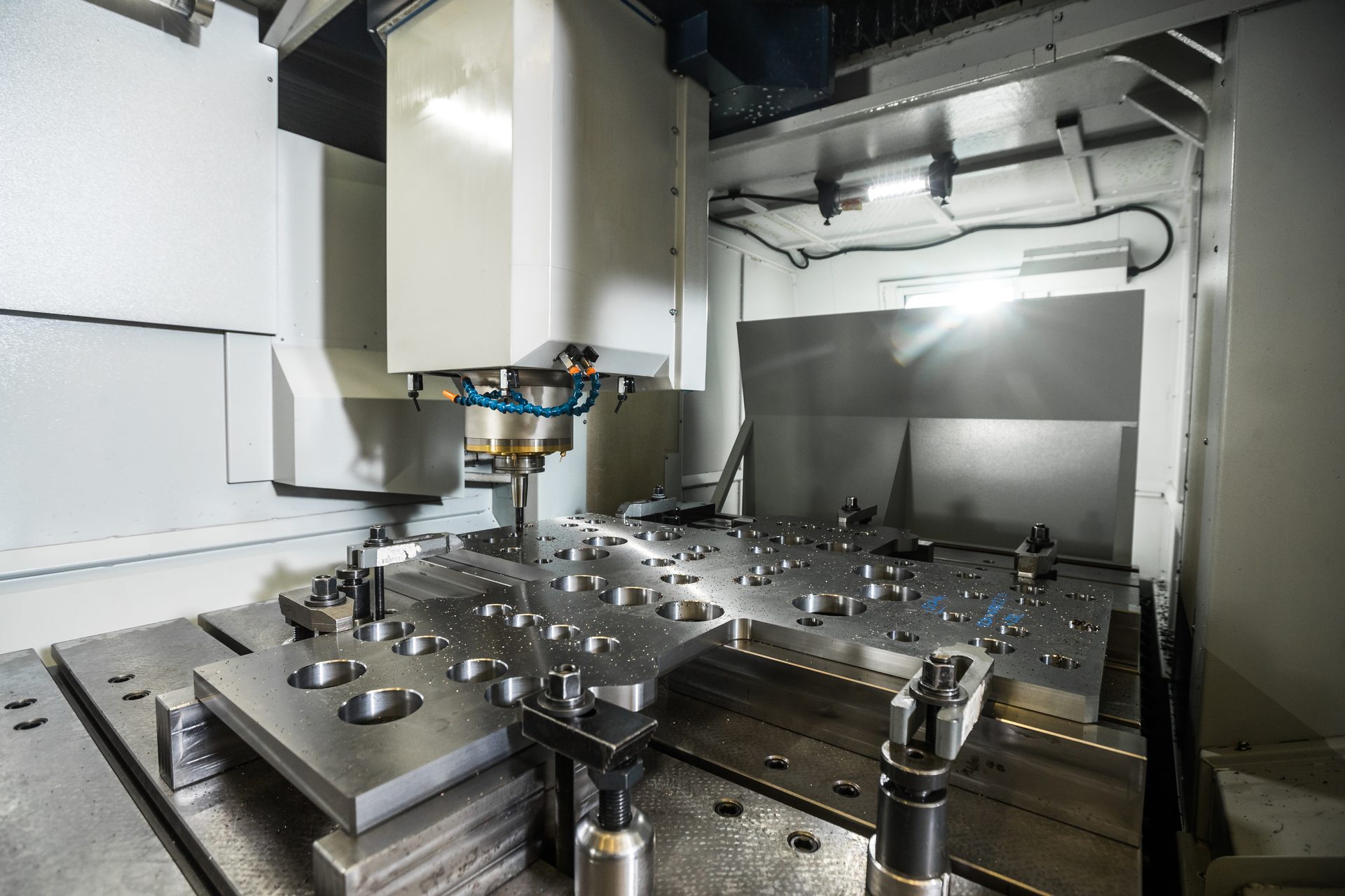 Обработка детали на вертикальном обрабатывающем центре с ЧПУ