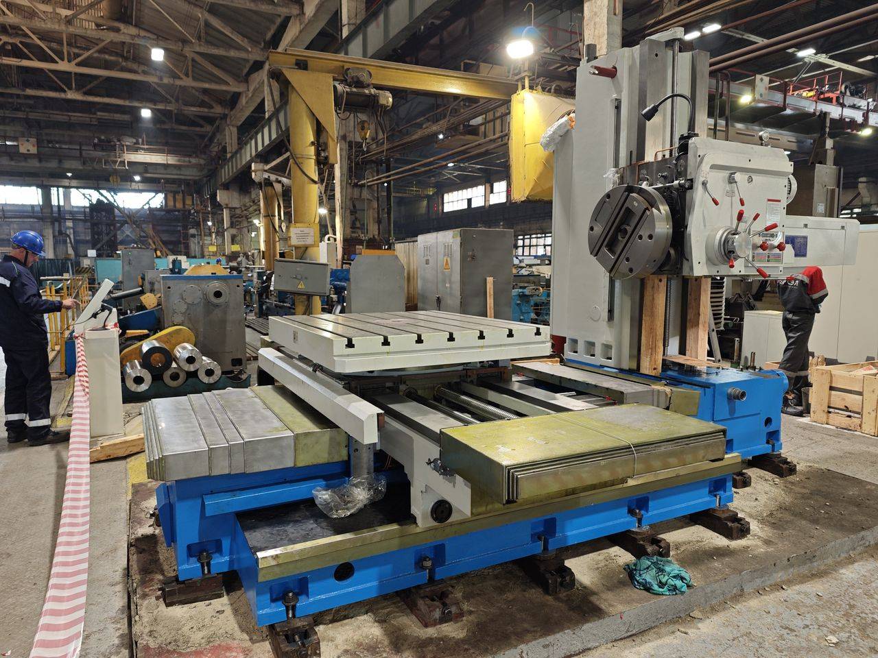 Горизонтально-расточной станок 2А620, ракурс 1