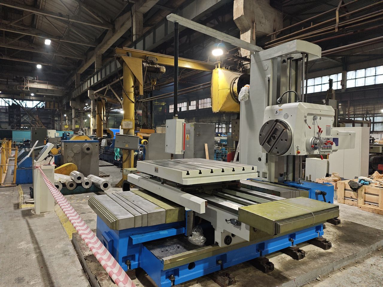 Горизонтально-расточной станок 2А620, ракурс 2