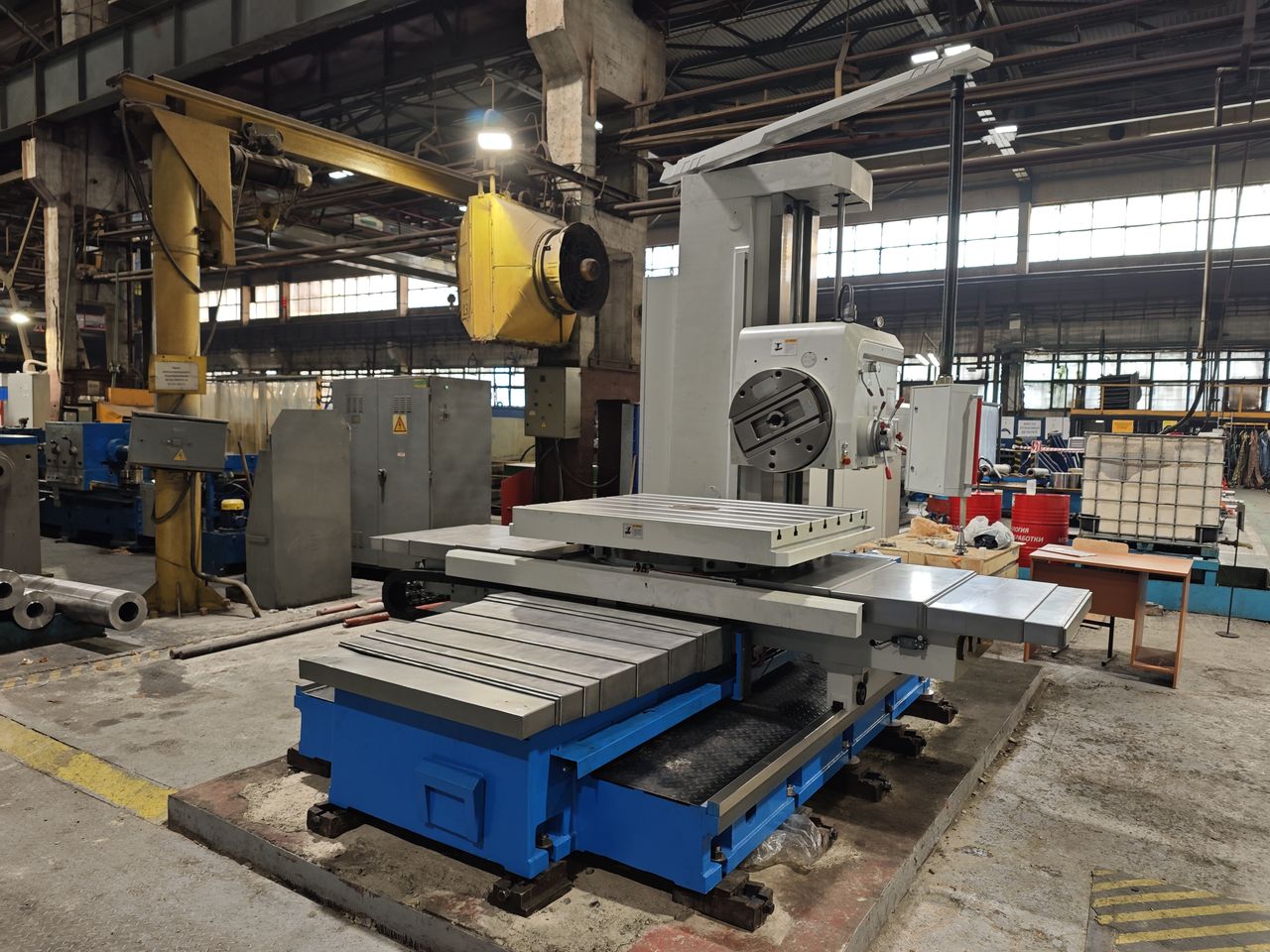 Горизонтально-расточной станок 2А620, ракурс 3